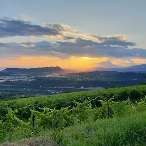 https://cortela.hotelinveneto.com