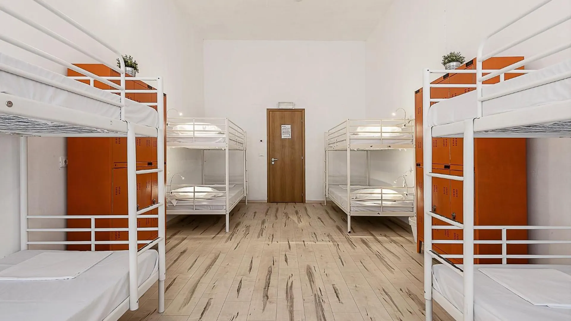 Quo Milano Hostel Italy